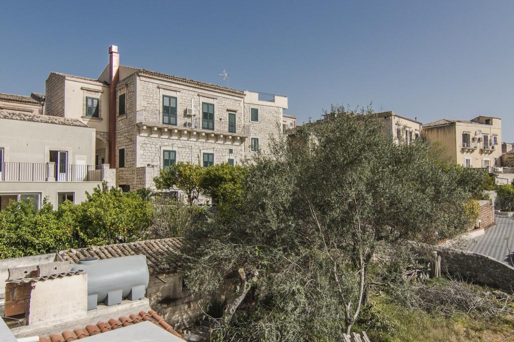 B&B Il Giardino Dei Mandarini Модика Екстериор снимка